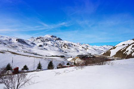 西班牙韦斯卡比利福米加尔滑雪区