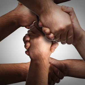 很多人握手图片