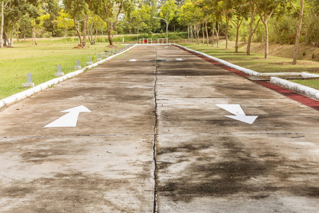 公园地面交通标志物的具体道路