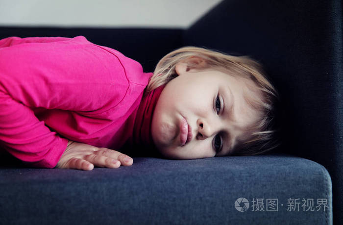 悲伤的孩子, 痛苦, 压力