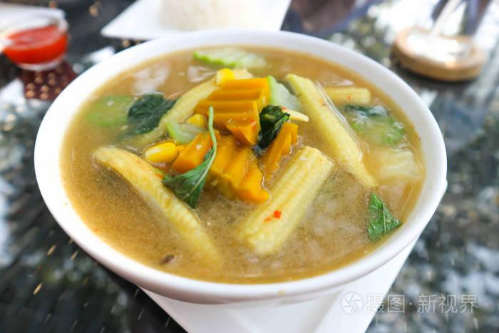 蔬菜汤或汤或泰国汤