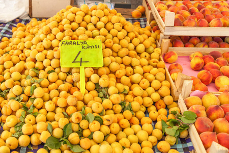 传统东方农产品市场中的有机蔬菜与绿色食品