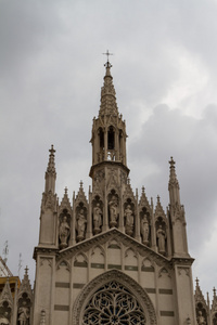 分钟寺的地基上的圣母玛利亚大教堂