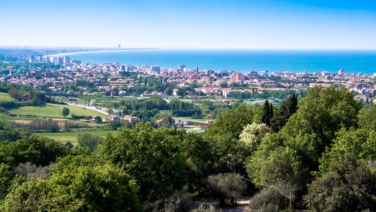 意大利亚得里亚海沿岸 Romagnola 的景色