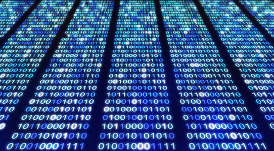 01或二进制数据在电脑屏幕上黑色背景, 数字数据编码技术的概念.