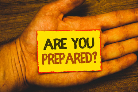 商业照片展示准备就绪准备工作评估评价文本文字写黄色纸笔记红色边界