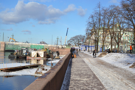 宫堤工程在冬季涅瓦河图片