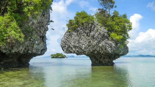 泰国甲米区安达曼海岩石