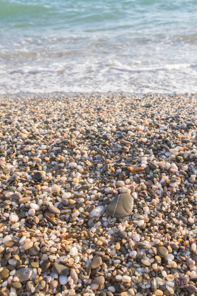 夏日海边的海石