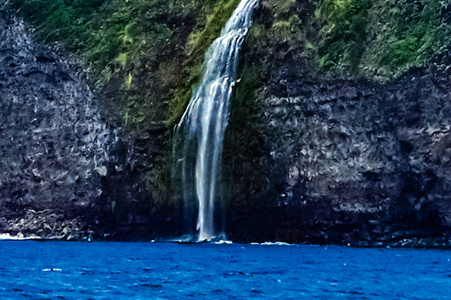 夏威夷大岛 Waipio 山谷的热带乐园