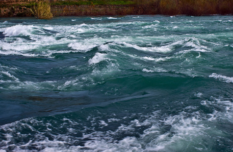 蜿蜒河水图片-蜿蜒河水素材-蜿蜒河水插画-摄图新视界