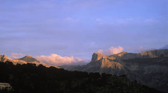 查看从 Soller, 塞拉利昂 Tramuntana, 马略卡岛, 西班牙, 欧洲