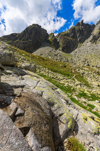 山高山谷石头岩石夏天风景5湖谷 Piat Spisskich 实例, 高 Tatras, 斯洛伐克