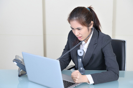 上班族加班图片-上班族加班素材-上班族加班插画-摄图新视界