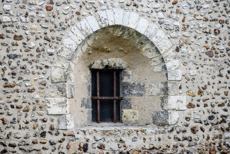 古代石窗口