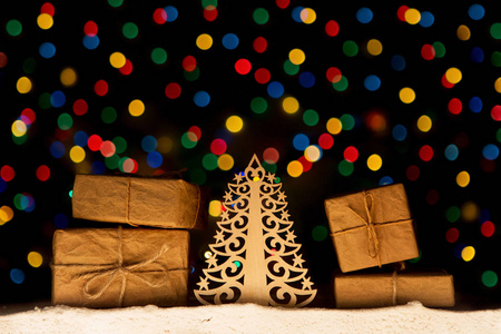 圣诞灯星星, 圣诞树, 古董装饰, 礼品盒和文本复制空间