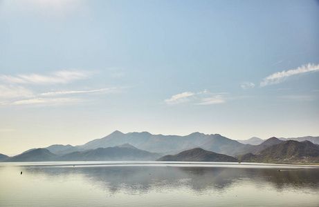 斯卡达尔湖国家公园。黑山。夏天