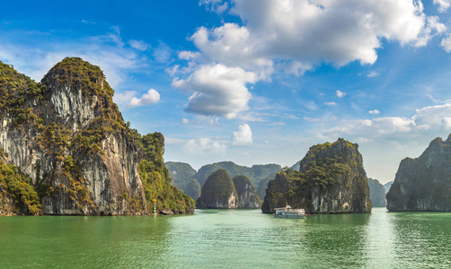 世界自然遗产全景, 越南的哈龙湾, 夏季的一天