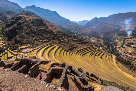 神圣的山谷, 秘鲁2017年8月02日 古遗址的 Pisac 在神圣的山谷, 秘鲁