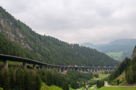 奥地利的 A13 公路
