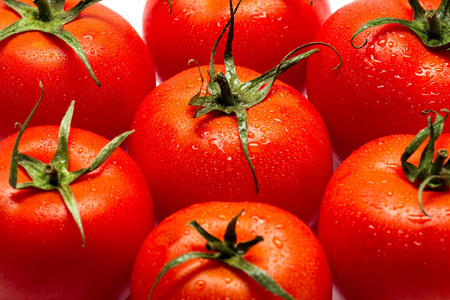 一排西红柿