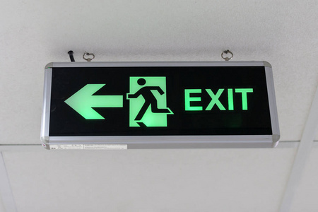 紧急出口走廊图片