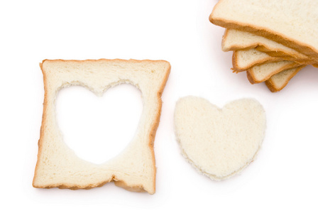 心脏的形状面包和切片