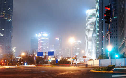 上海陆家嘴金融与贸易区现代城市夜晚背景