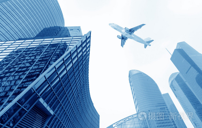 飞机与城市