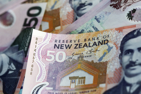 新西兰货币五十美元的选择性重点