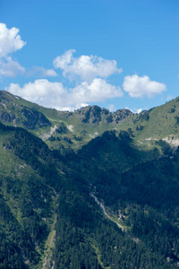 在 Bonaigua 的山在嫂子, 比利牛斯山脉山谷, 西班牙