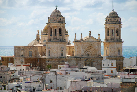 卡迪兹大教堂是西班牙卡迪兹的罗马天主教教堂
