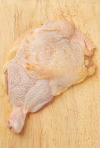 无骨原料鸡大腿照片