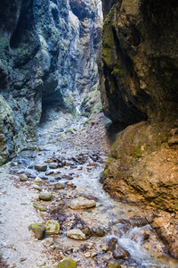高加索山脉的 Chegem 峡谷