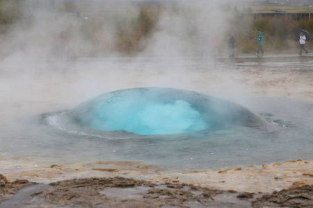 在冰岛 strokkur geysir