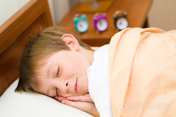 小学生要睡觉