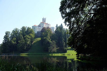 克罗地亚的城堡米亚梅亚, 建于 1334, 作为一个克罗地亚的西北设防体系