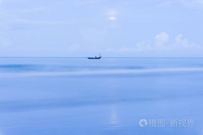 异国情调的海滩自然和云在地平线上 夏日海滩天堂 海滩休闲 风景晨海照片 正版商用图片069bvi 摄图新视界