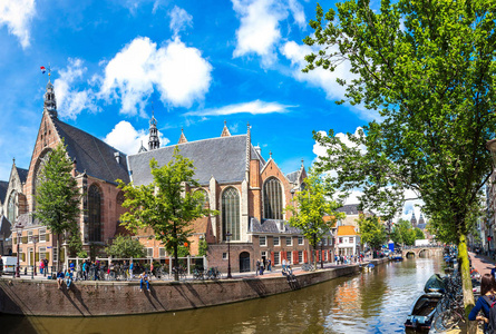 欧德柯克 旧教堂 在阿姆斯特丹