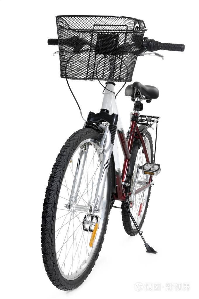 带前篮的山地自行车