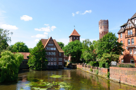 The canals and the city of Lneburg