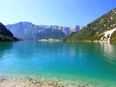 在奥地利的 achensee 湖的和平观