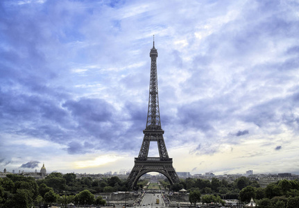 法国巴黎著名美丽的埃菲尔铁塔
