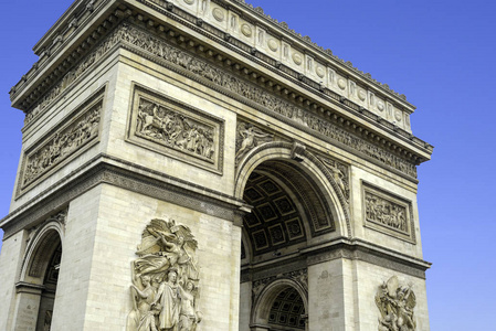 巴黎的凯旋门在法国的秋日