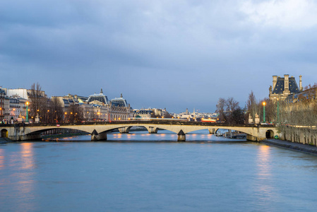 巴黎法国兑换桥和礼宾部