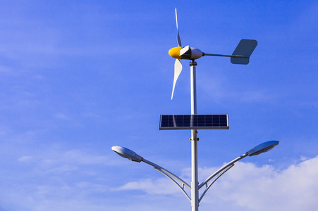 太阳能电池和风力发电机图片