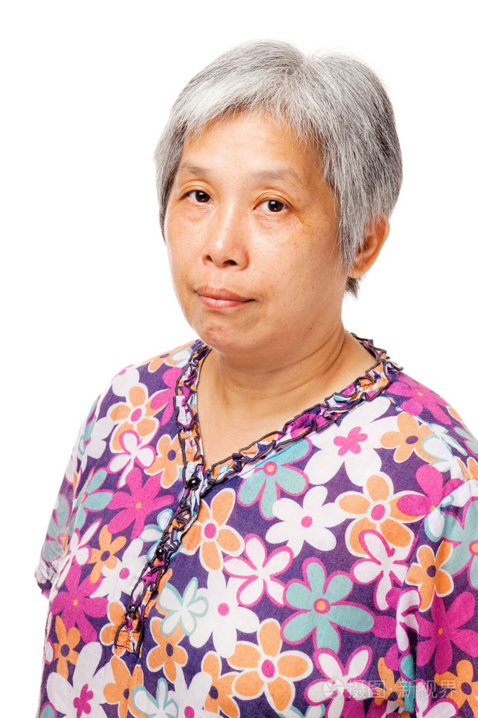 孤立在白色背景上的老人亚洲女人