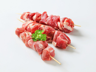 生猪肉串照片