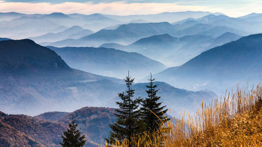 在斯洛伐克的山风景