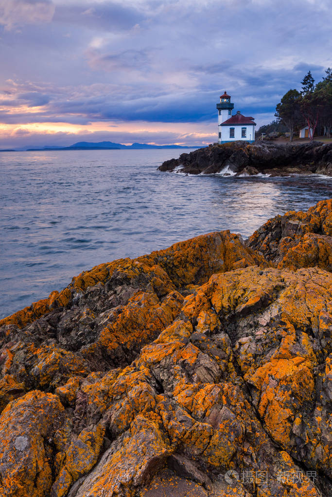 在圣胡安岛上华盛顿的石灰窑灯塔